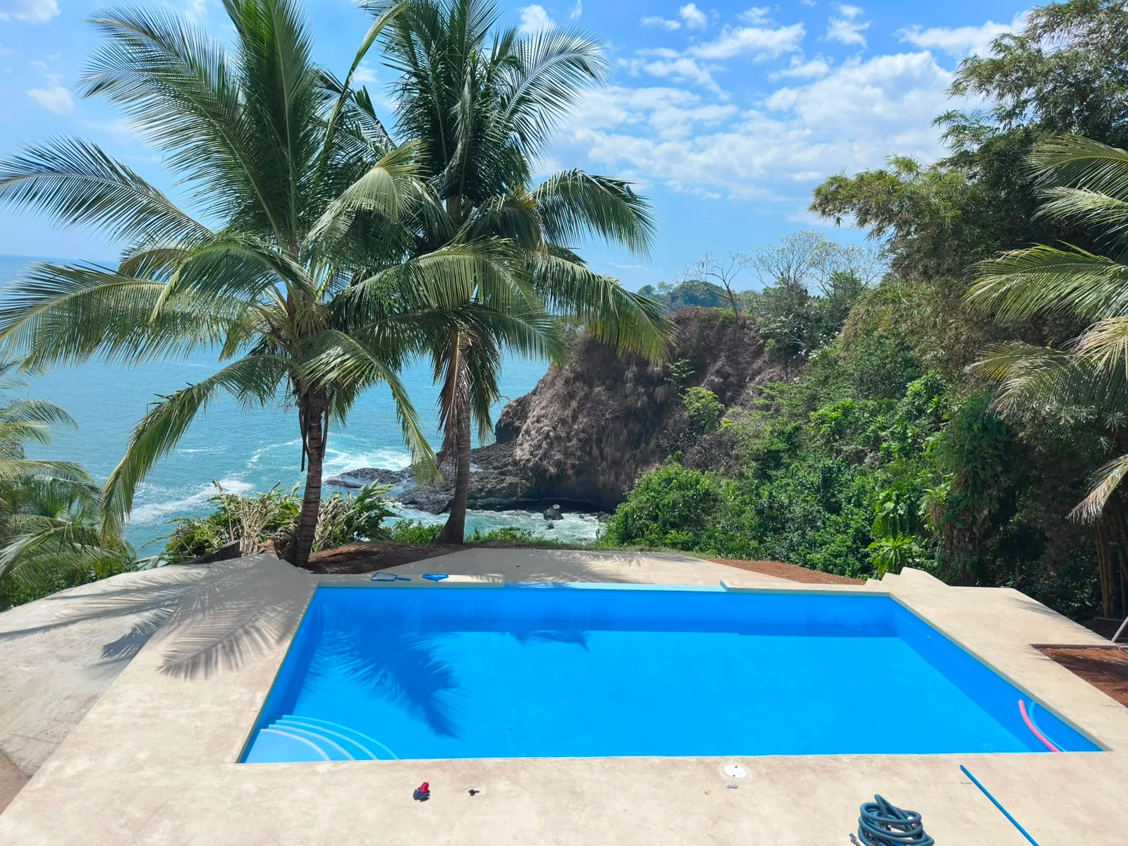 Vista de la piscina — Proyecto 1